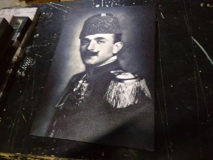 Enver Pa??a Kanvas Tablosu