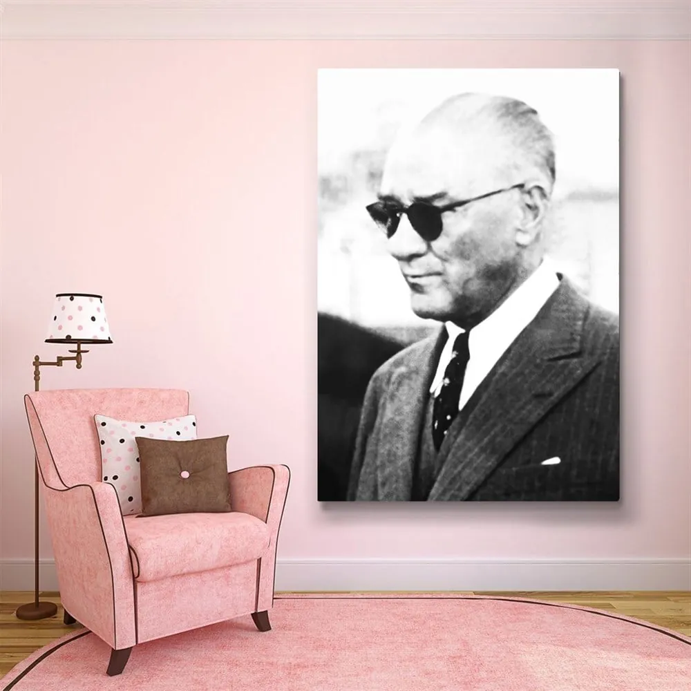 G??zl??kl?? Mustafa Kemal Atatürk Resmi Kanvas Tablo