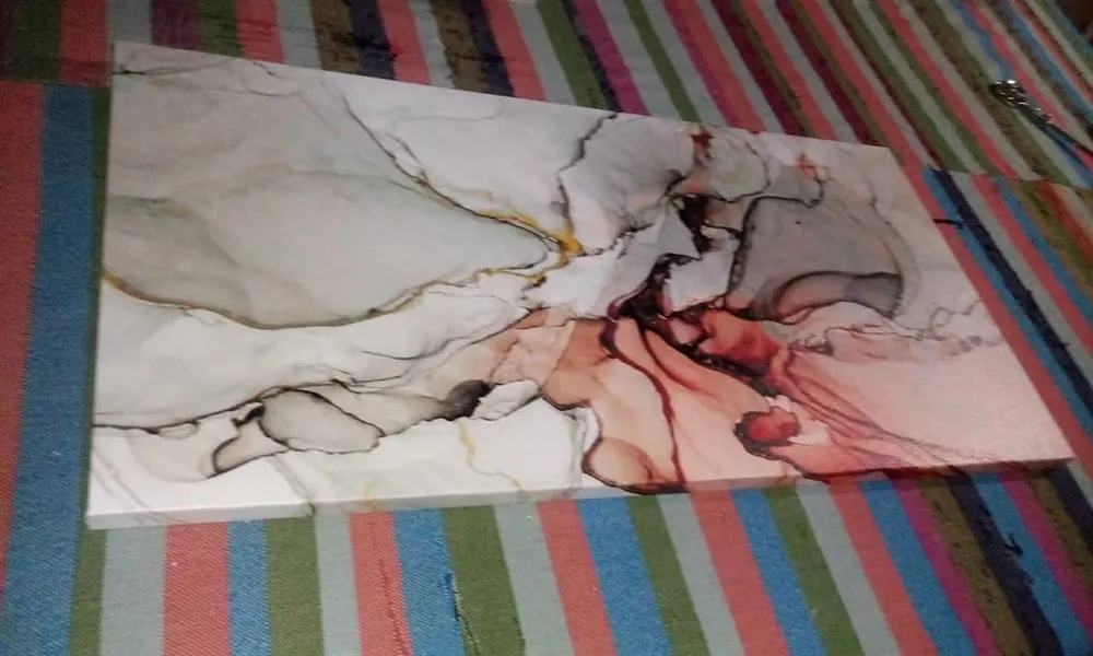 Kırmızı Renkli Sanatsal Desenli Kanvas Tablo
