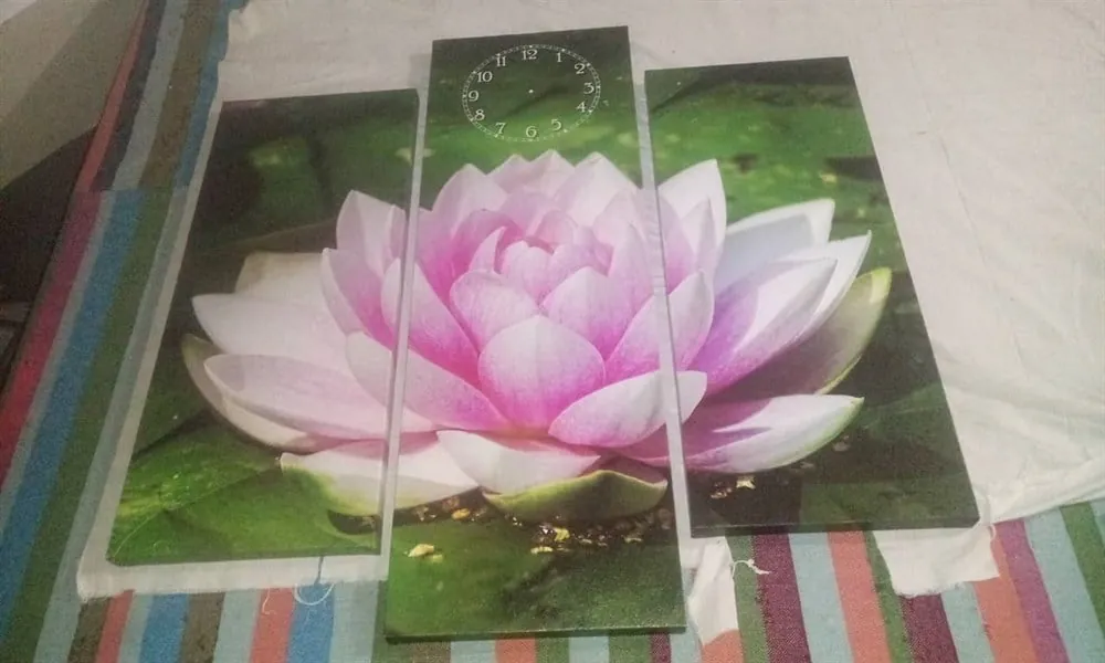 Pembe Lotus ??i??e??i Saatli Kanvas Tablo