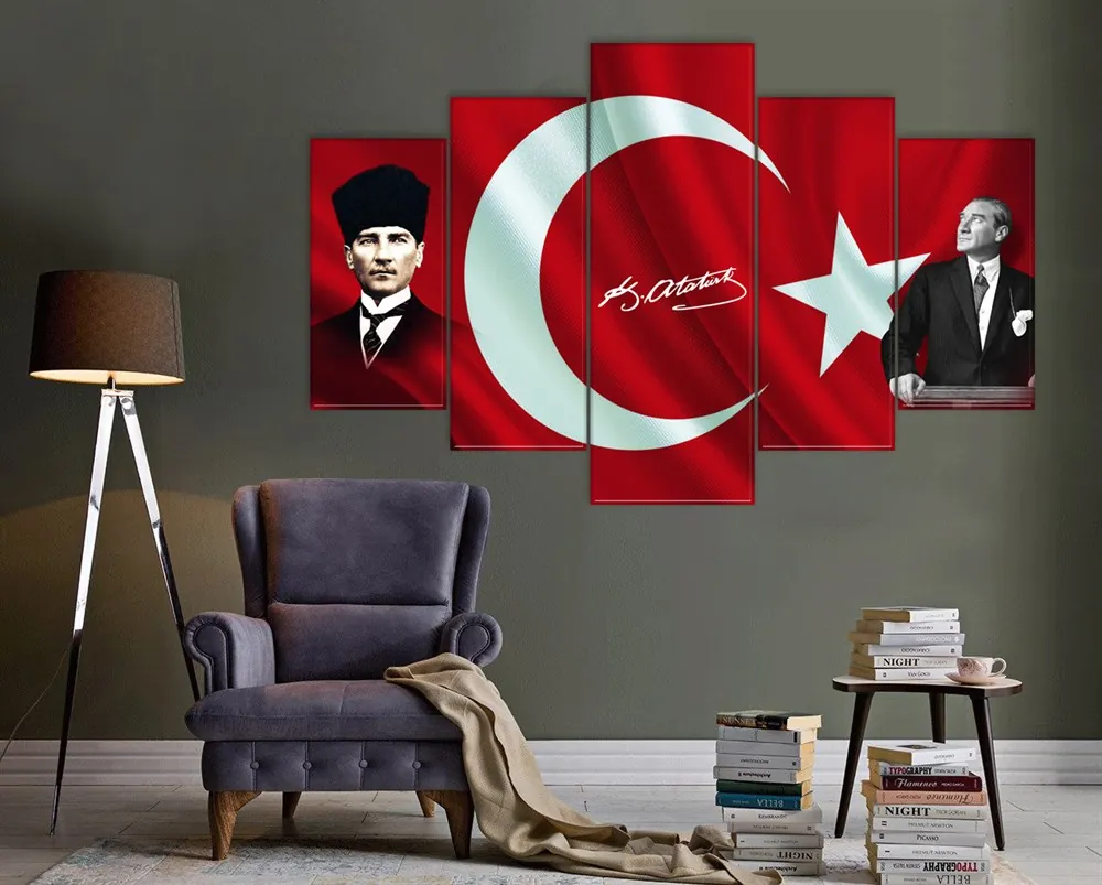 Türk BayraÜç ve Atatürk Resimli 5 Parça Kanvas Tablo
